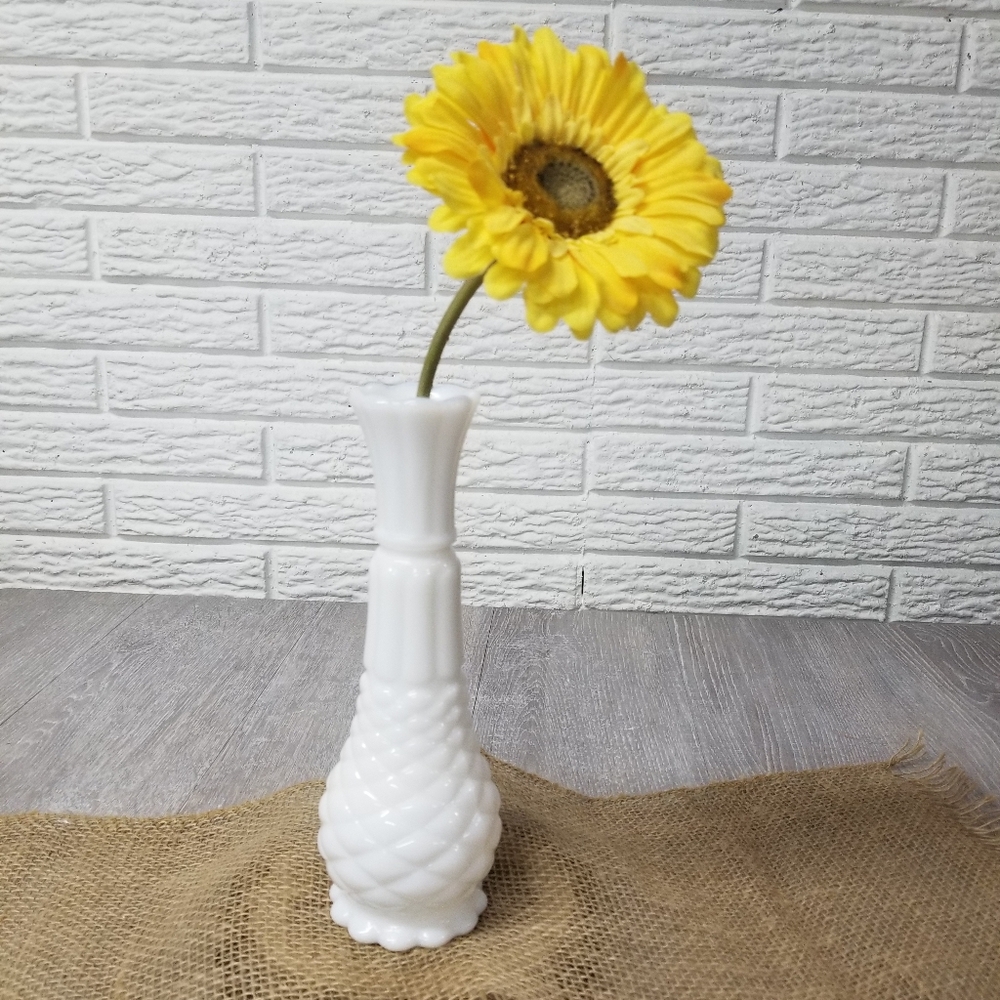 Milk glass vase